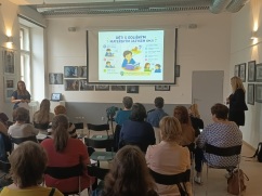 Naše kolegyně vystoupily na konferenci o podpoře čtenářství