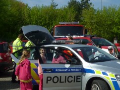 zajímavé bylo i policejní auto